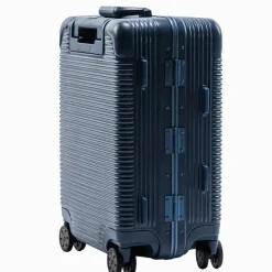 Aidan | Carry On | The Signature Series S 