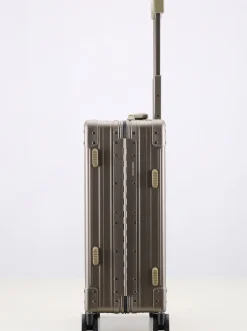 Aleon Aircraft Grade Aluminum 21 Inch International Carry On