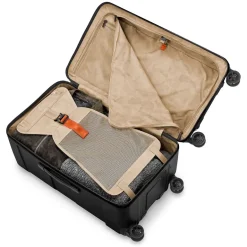 Briggs and Riley Torq QUT228SP Medium Trunk Spinner Stealth | Altman