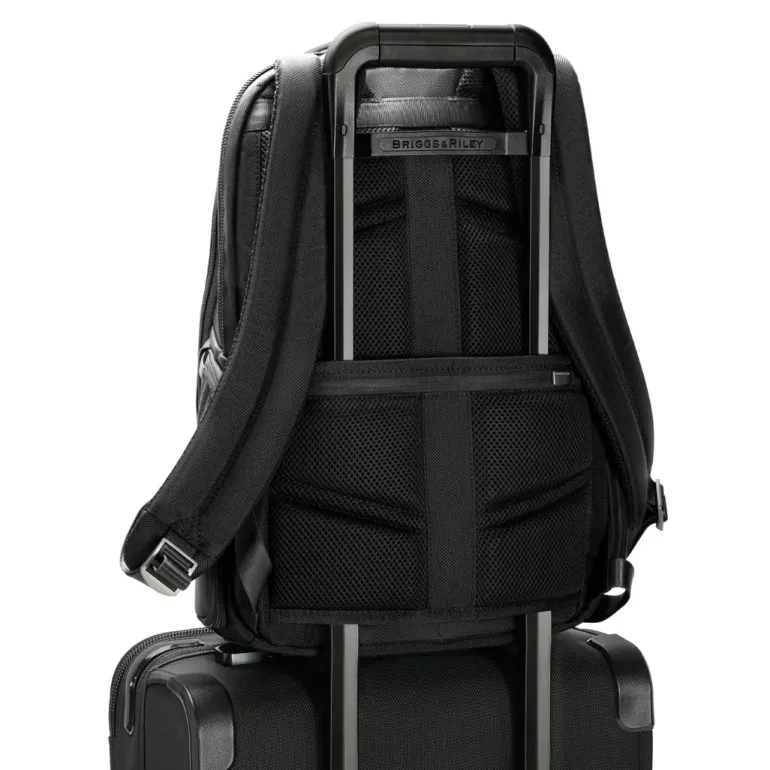 Briggs and Riley @work Medium Backpack