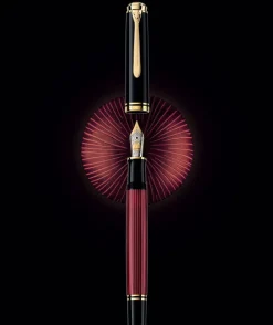 Pelikan Souveran M800 Black and Red Fountain Pen | Altman Luggage