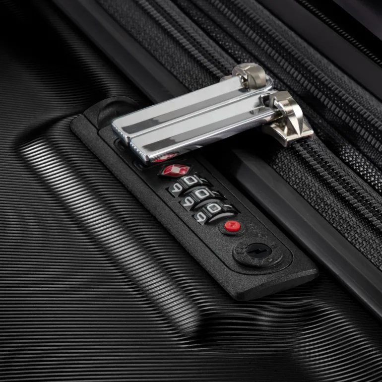 Rodeo Drive 2.0 Hardside Medium Check-In Expandable Spinner