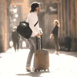 Thule Aion Carry On Spinner